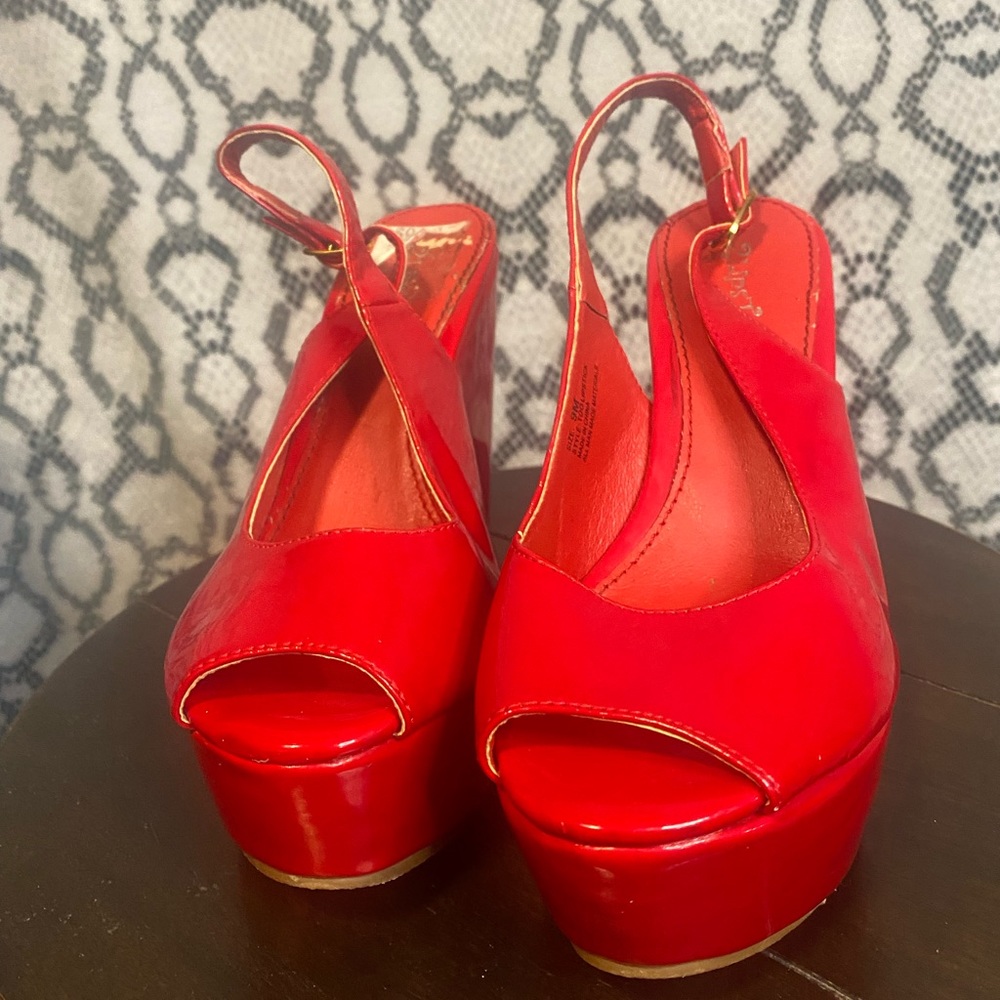 2lipstoo patent leather platform heel strap wedge